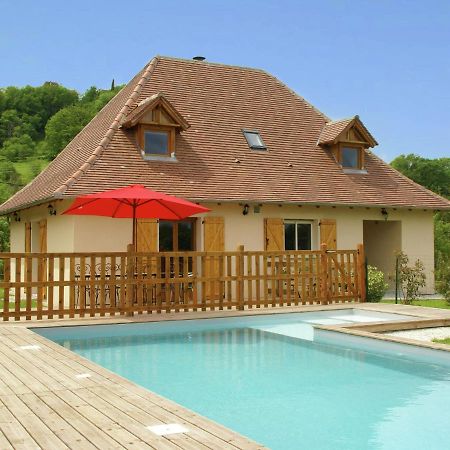 Modern Holiday Home With Private Pool 卢布雷萨克 外观 照片