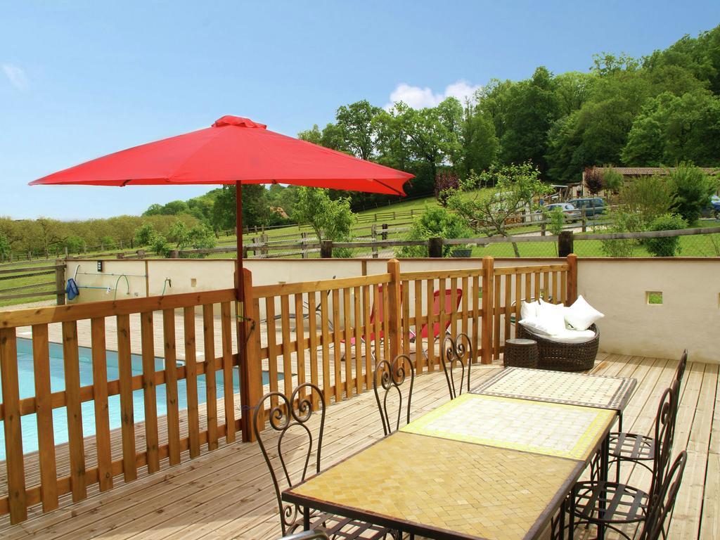 Modern Holiday Home With Private Pool 卢布雷萨克 外观 照片